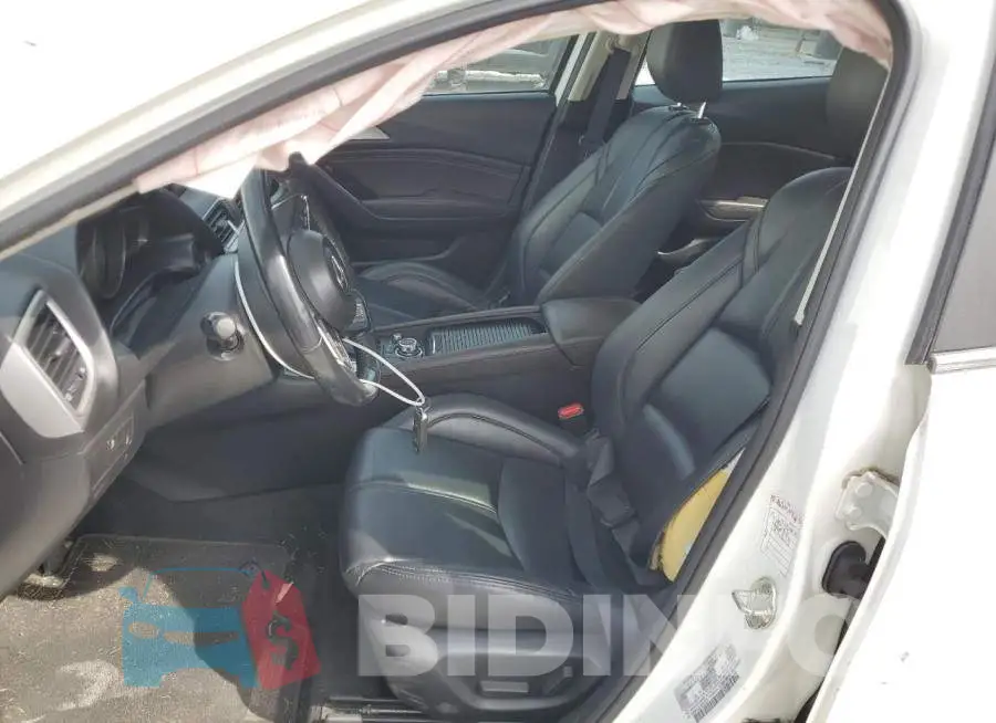 3MZBN1V32JM203079 Photo# 7