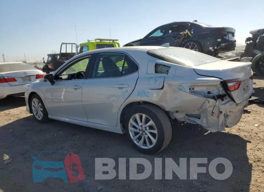 4T1C11AK1NU066570 Photo# 2