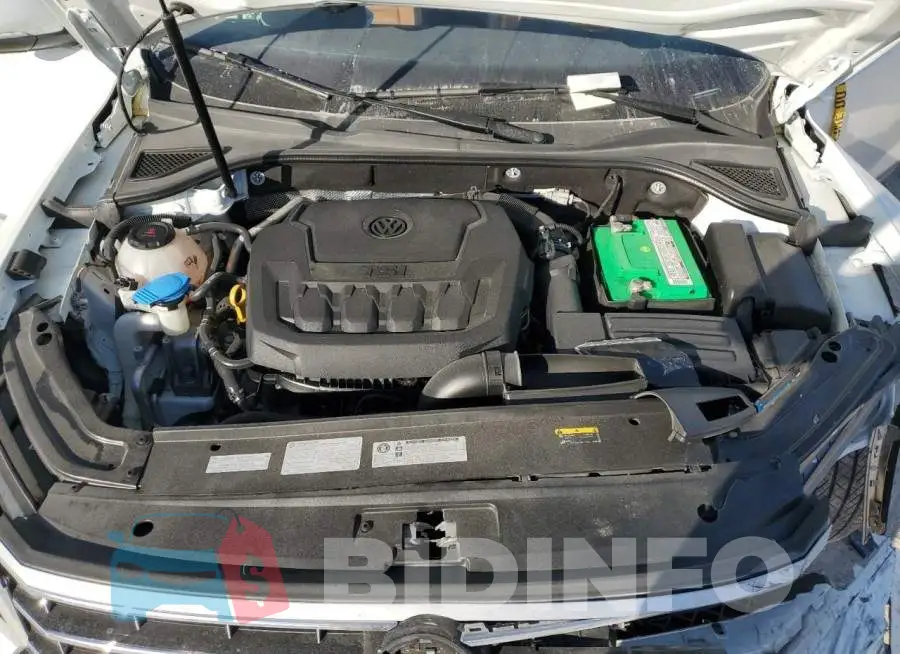 1VWCA7A32JC024535 Photo# 11