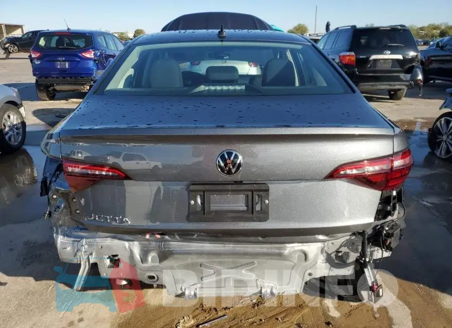 3VW5M7BU0RM010117 Photo# 6