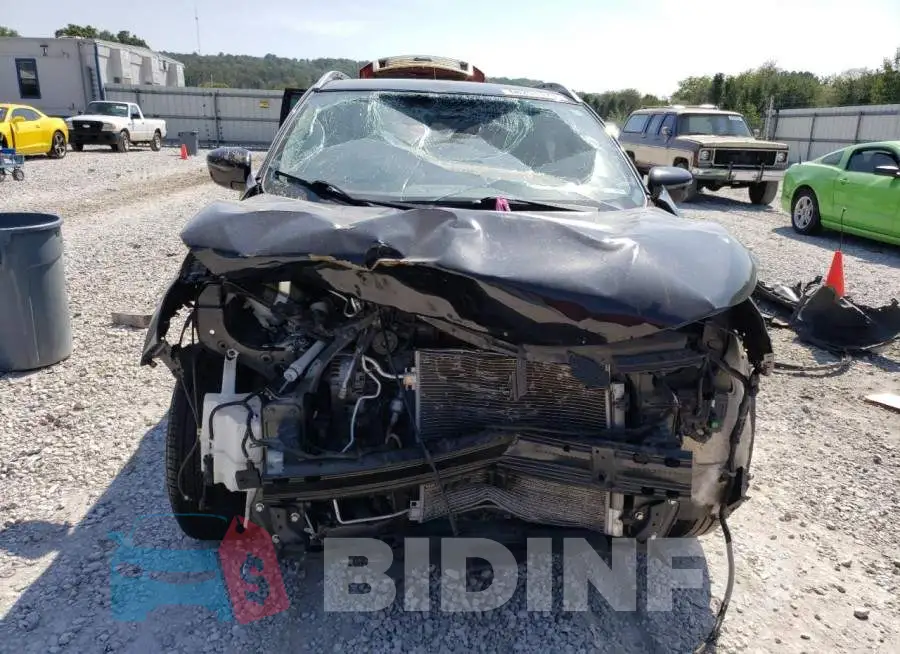 JN1BJ1CP1JW105183 Photo# 5