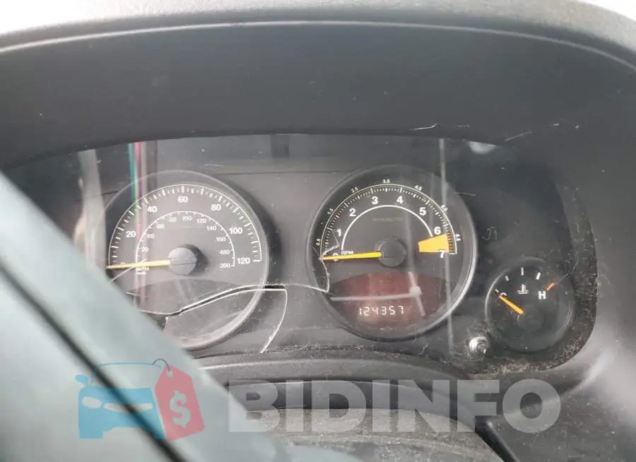 1C4NJPBAXFD210639 Photo# 9