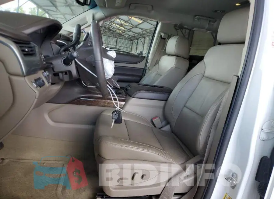 1GNSCBKC5GR182911 Photo# 7