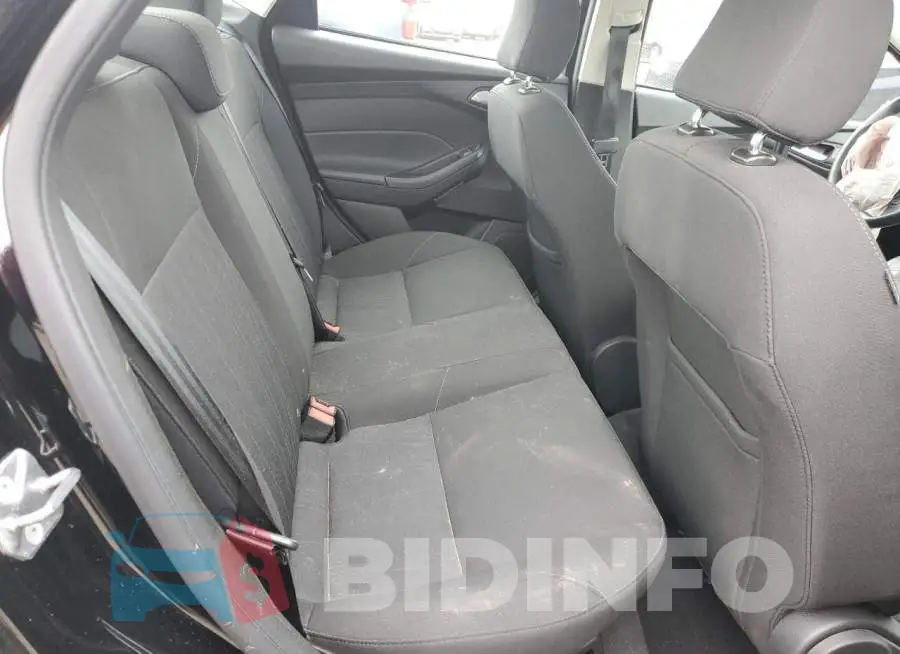 1FADP3F20GL340853 Photo# 10