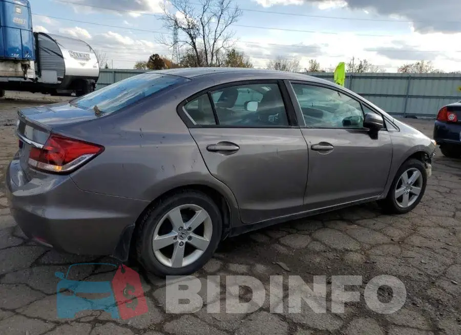 19XFB2F58EE027304 Photo# 3