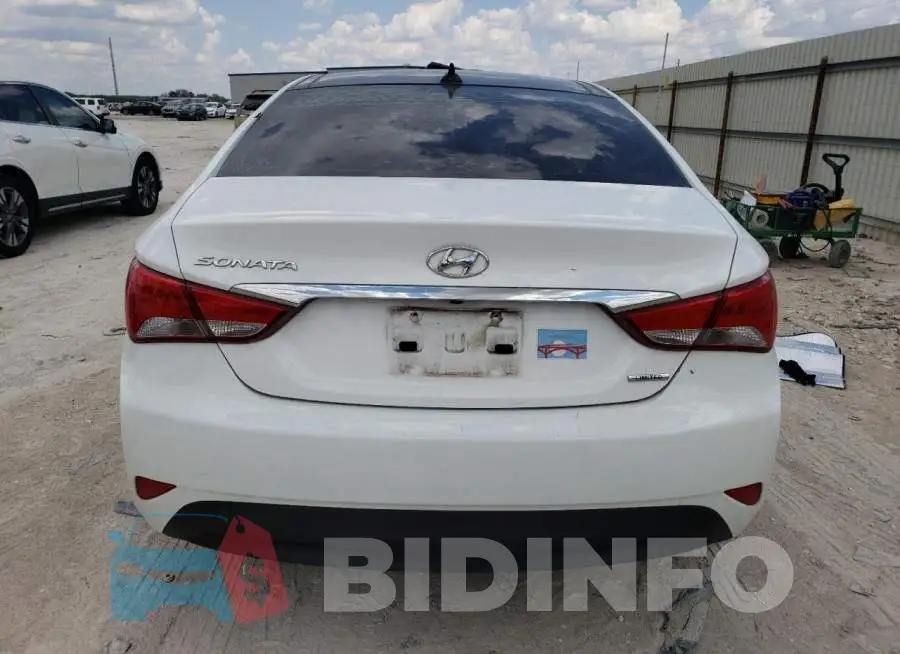 5NPEC4AC1EH931176 Photo# 6
