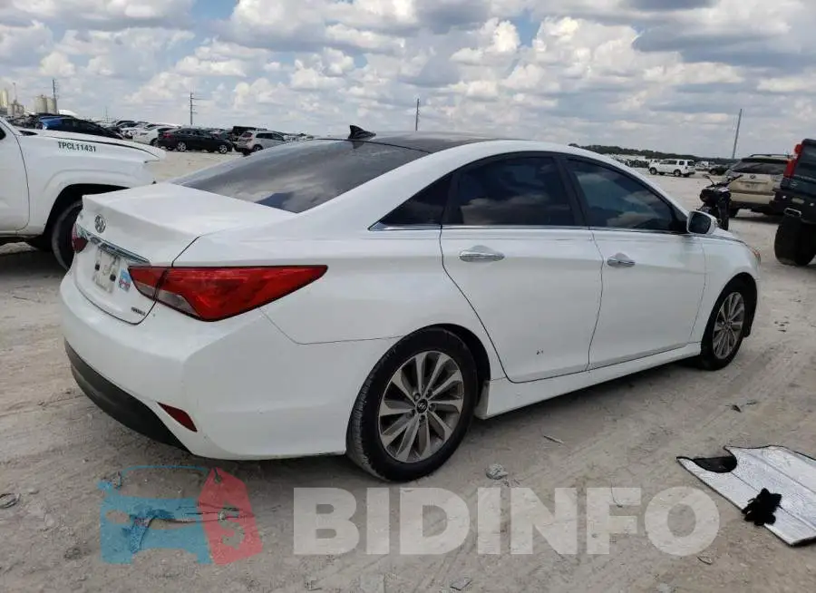 5NPEC4AC1EH931176 Photo# 3
