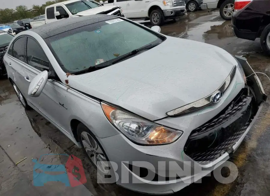 KMHEC4A45FA123684 Photo# 4