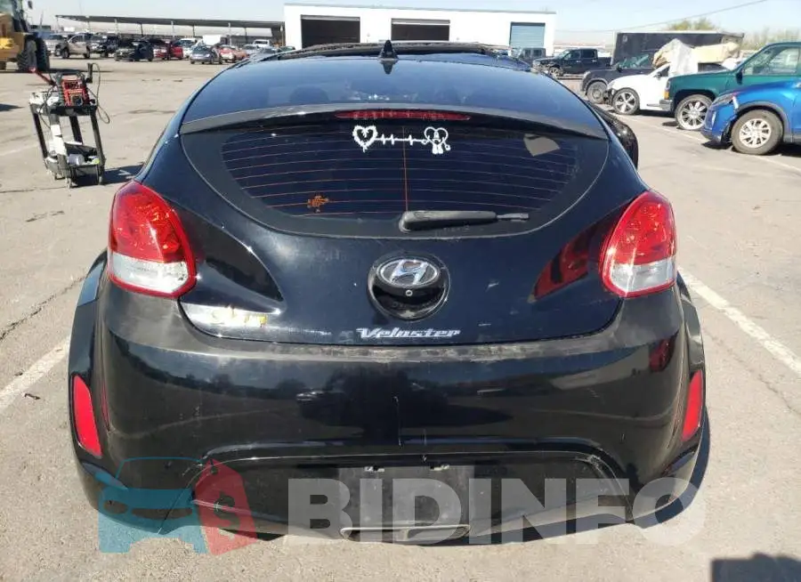 KMHTC6AD7HU318156 Photo# 6