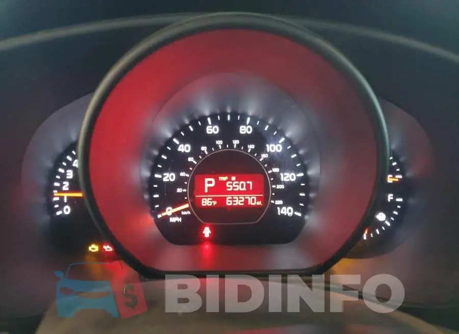 KNDJN2A25F7762564 Photo# 9