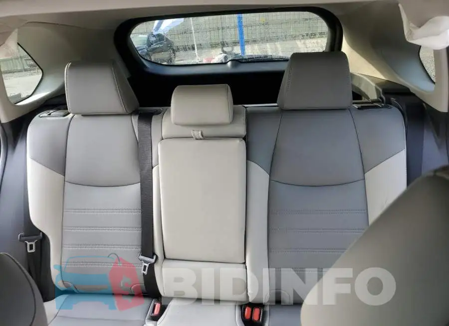 2T3C1RFV9MC160897 Photo# 10