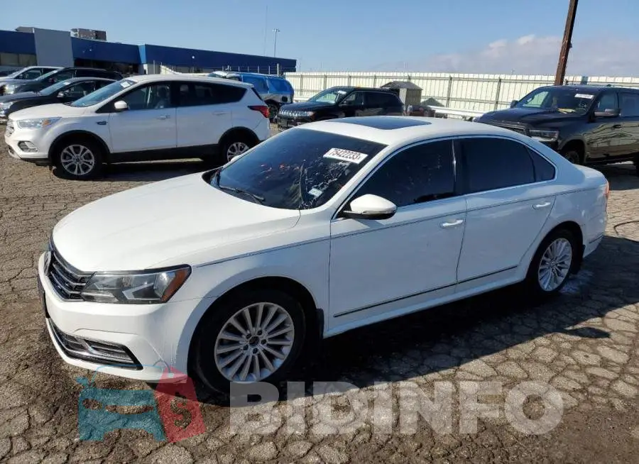 1VWBS7A34GC020164 Photo# 1