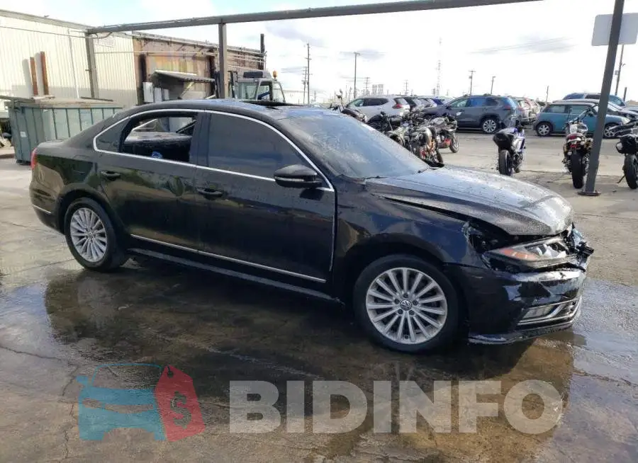 1VWBS7A36GC017153 Photo# 4