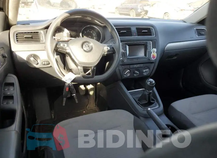 3VW167AJ9HM217037 Photo# 8
