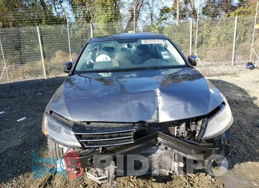 3VW2B7AJ8HM263099 Photo# 5