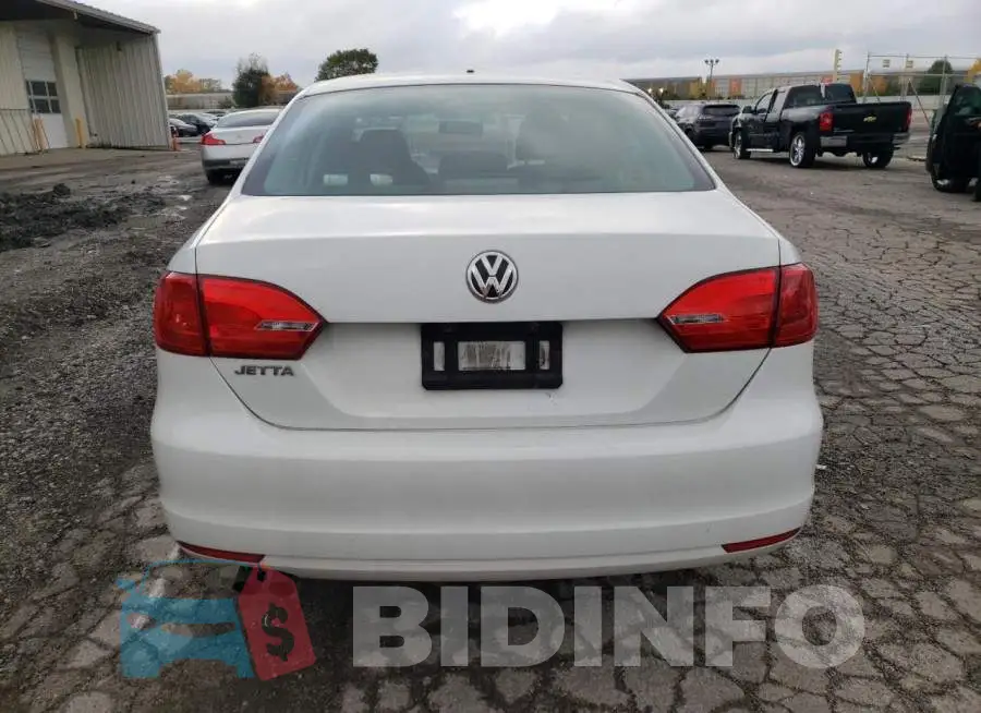 3VW2K7AJ8EM436843 Photo# 6