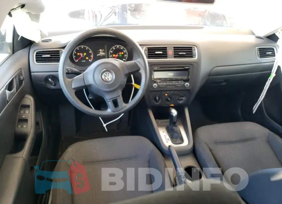 3VW2K7AJXEM367962 Photo# 8