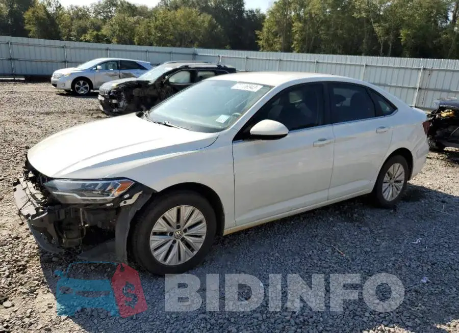 3VWCB7BUXKM240346 Photo# 1