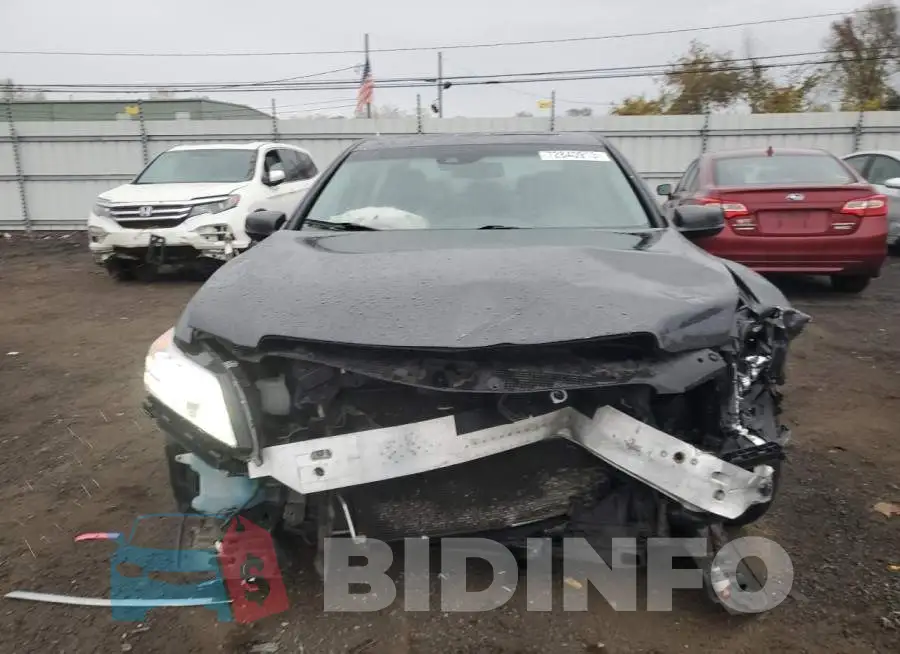 JH4KC1F32EC001341 Photo# 5