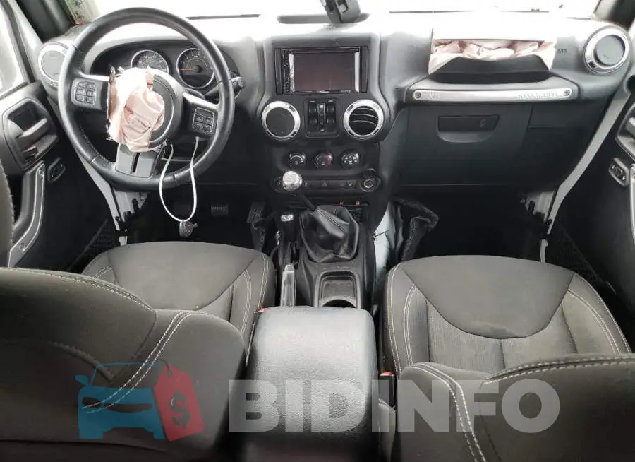 1C4BJWEG4FL757747 Photo# 8