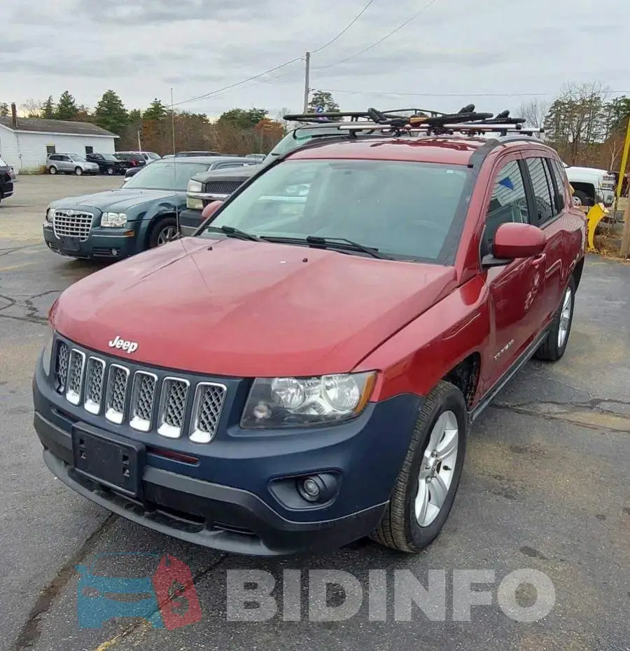 1C4NJDEB8FD284094 Photo# 2