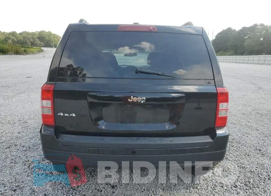 1C4NJRBB1GD657379 Photo# 6