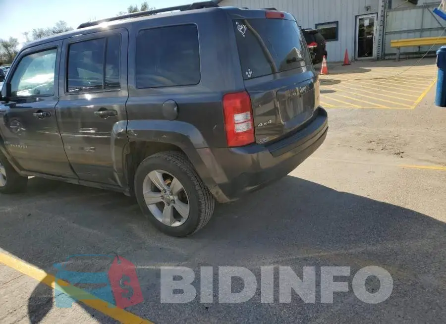 1C4NJRFB7GD636191 Photo# 2