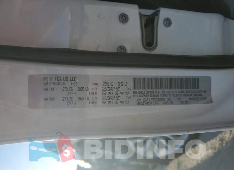 1C4PJLCB7KD160320 Photo# 13
