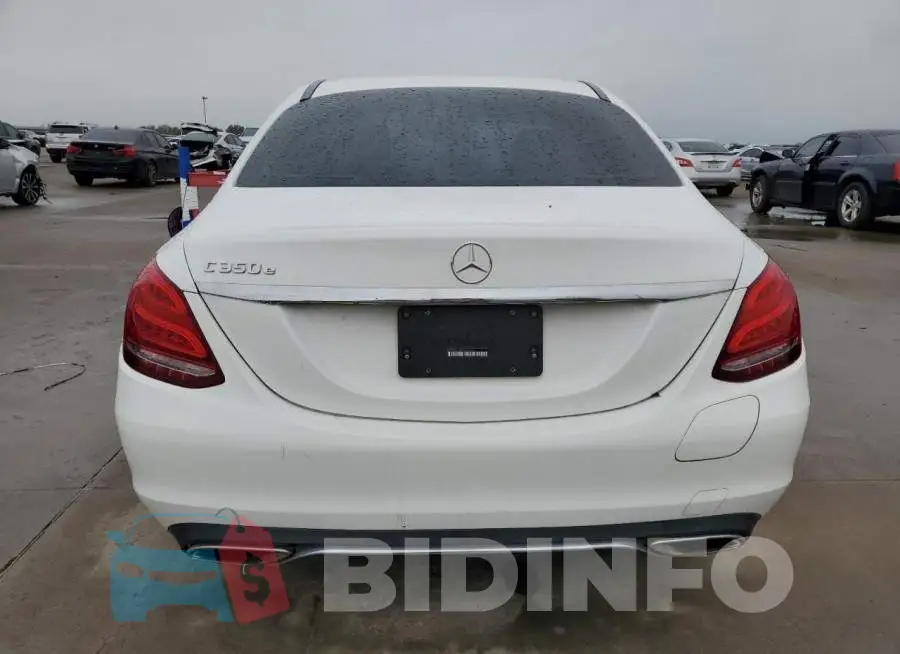 55SWF4HB2JU262710 Photo# 6