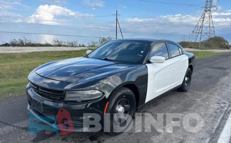 2C3CDXAG3FH741452 Photo# 2