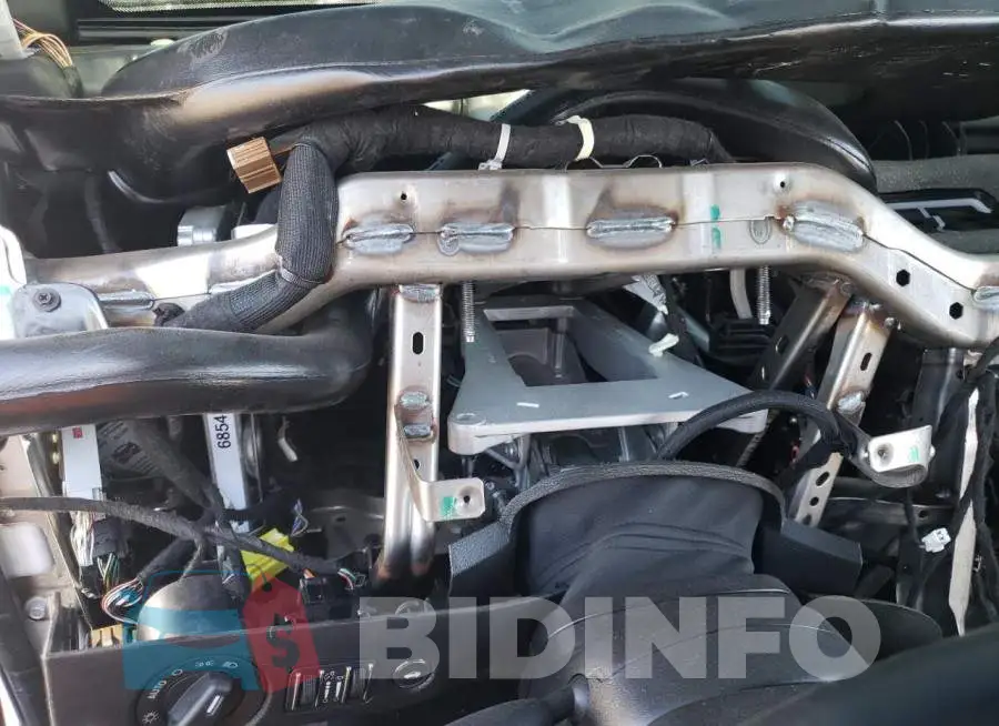 2C3CDXGJ4MH621627 Photo# 9