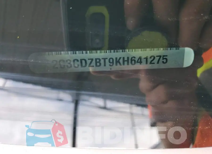 2C3CDZBT9KH641275 Photo# 12