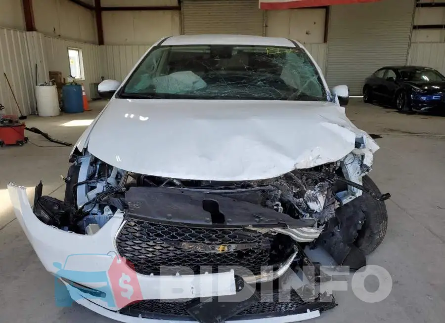 2C4RC1BG6PR510836 Photo# 5