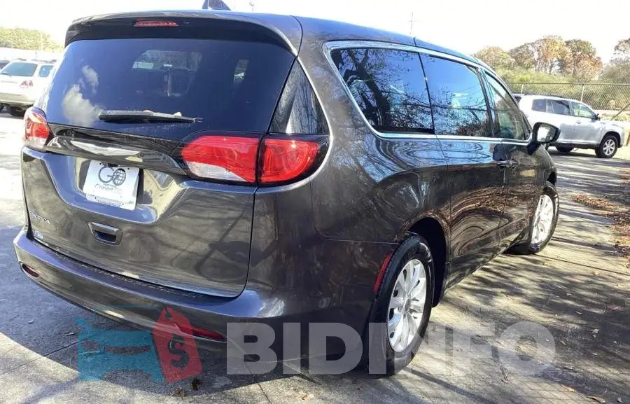 2C4RC1DG2HR654317 Photo# 4