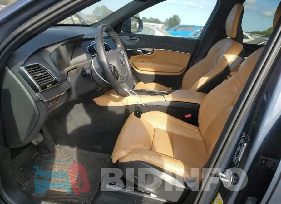 YV4A22PL7N1862284 Photo# 7