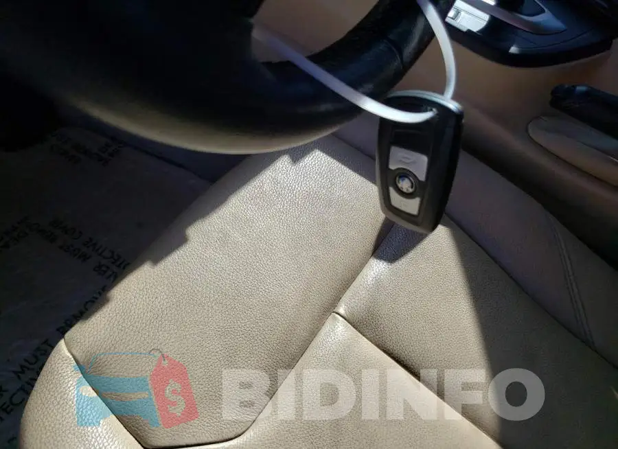 WBA3A5G58FNS84592 Photo# 12