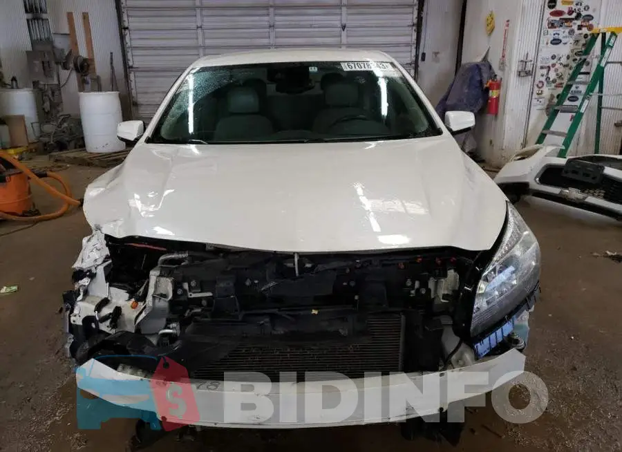 1G11E5SL8EF155158 Photo# 5