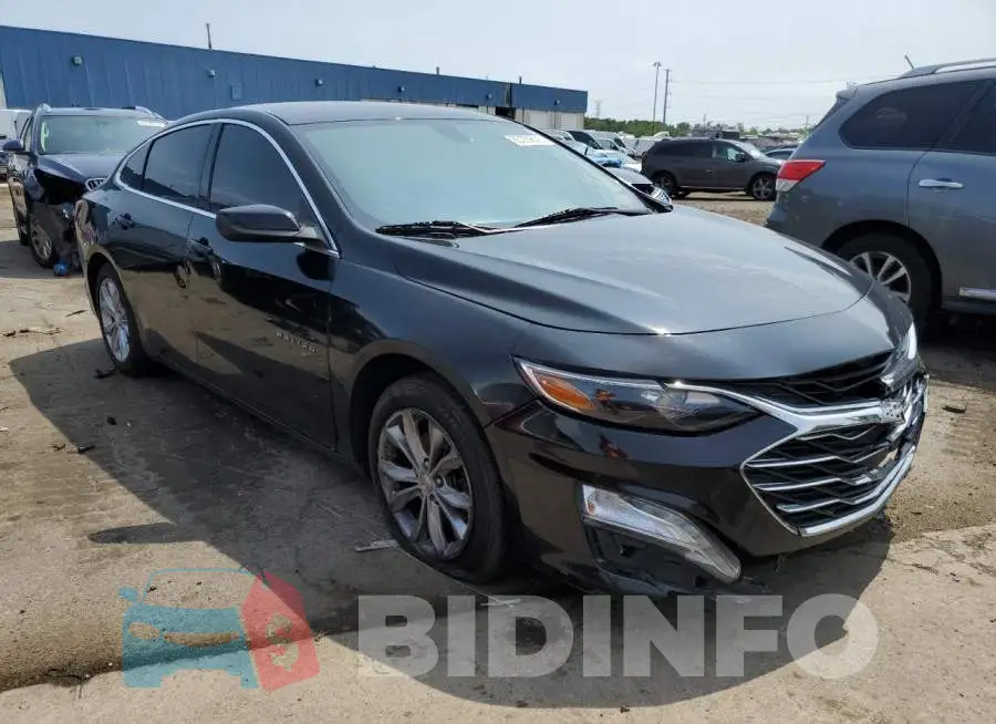 1G1ZD5ST6KF138117 Photo# 4