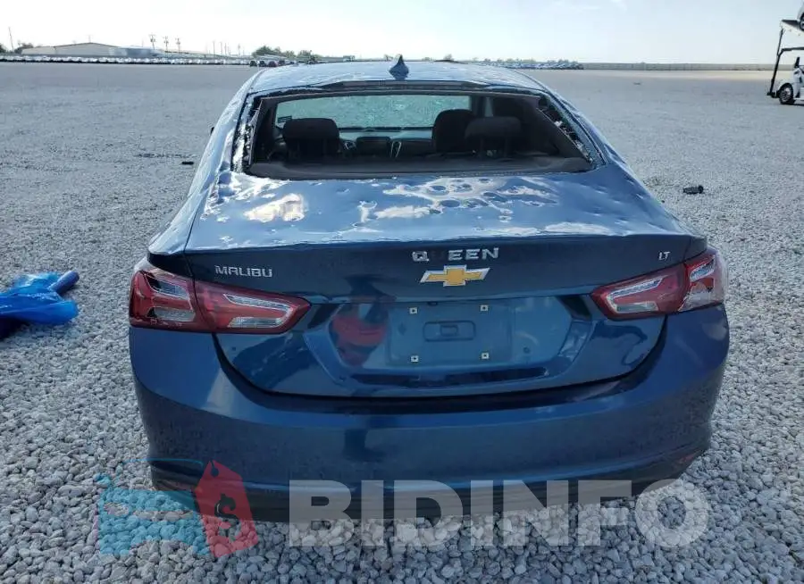 1G1ZD5ST8KF105832 Photo# 6