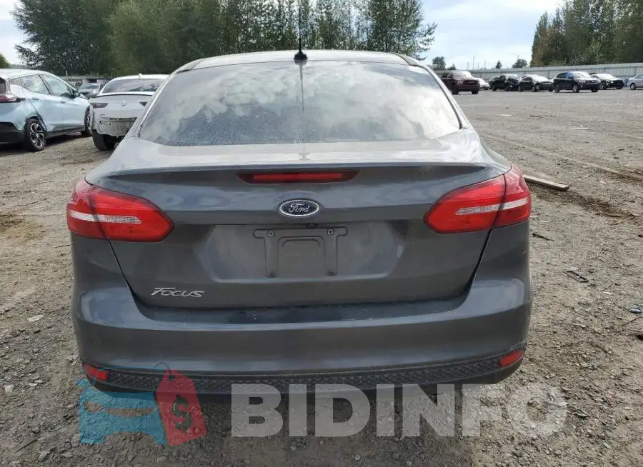 1FADP3E26JL210553 Photo# 6