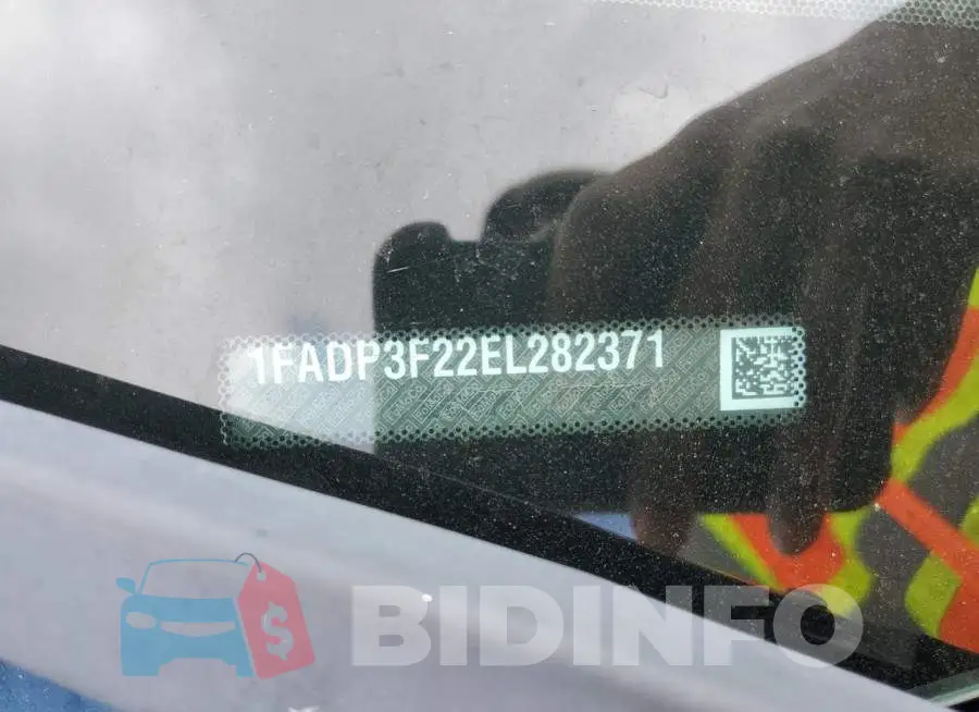 1FADP3F22EL282371 Photo# 12
