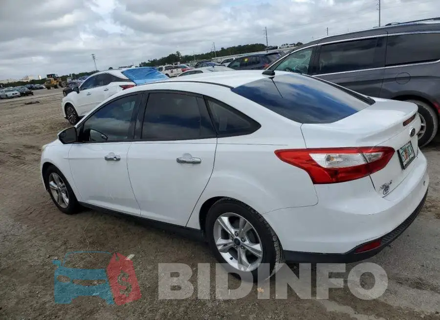 1FADP3F22EL282371 Photo# 2