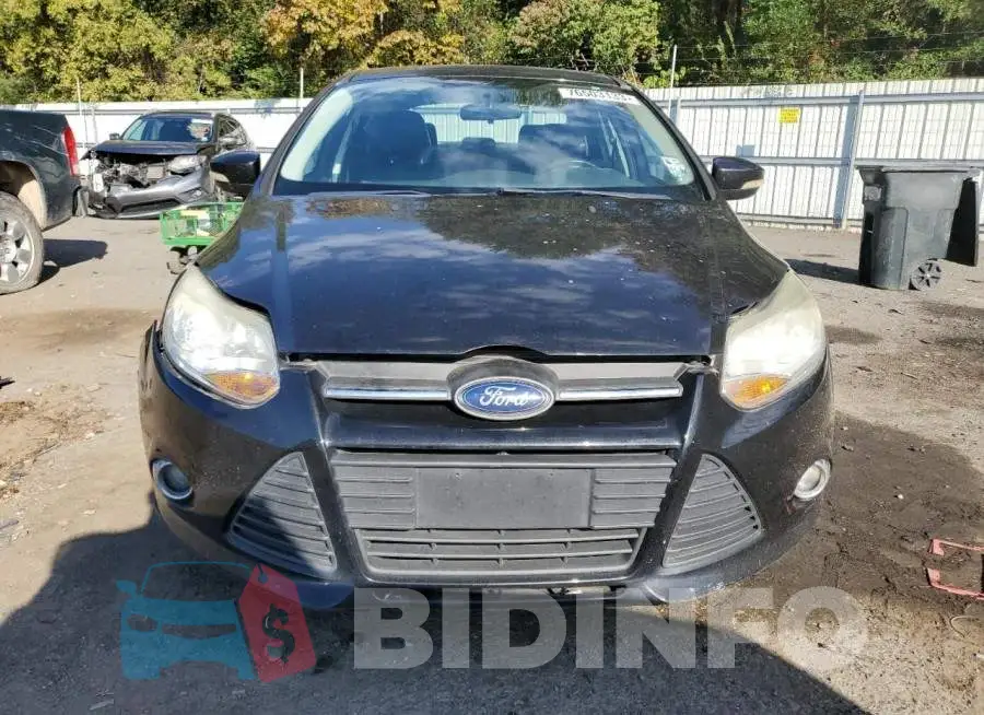 1FADP3F23EL137940 Photo# 5