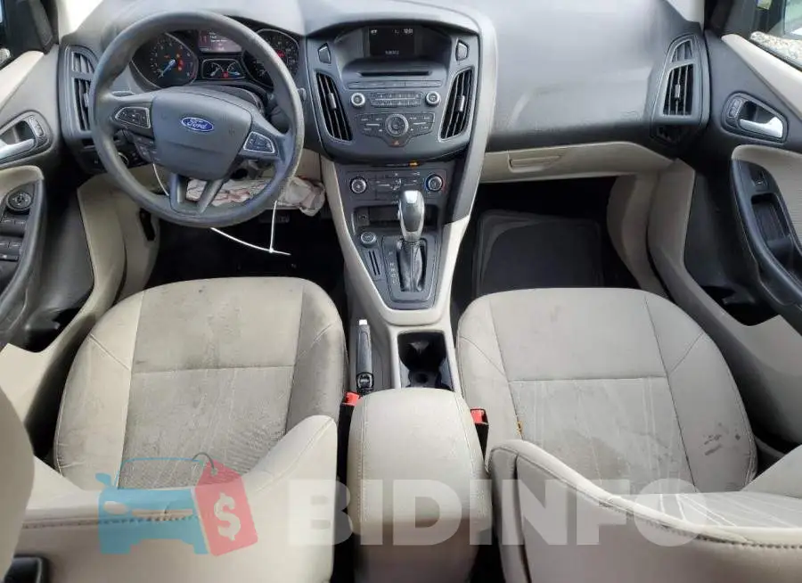1FADP3F26GL237646 Photo# 8