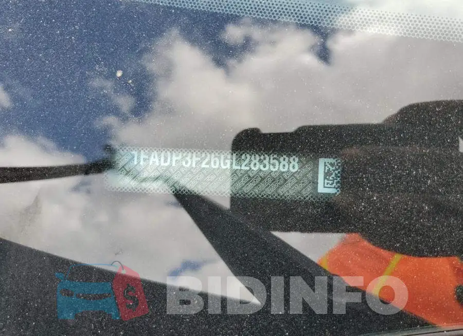 1FADP3F26GL283588 Photo# 12