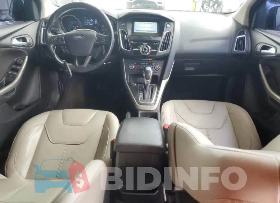 1FADP3N25HL288090 Photo# 8