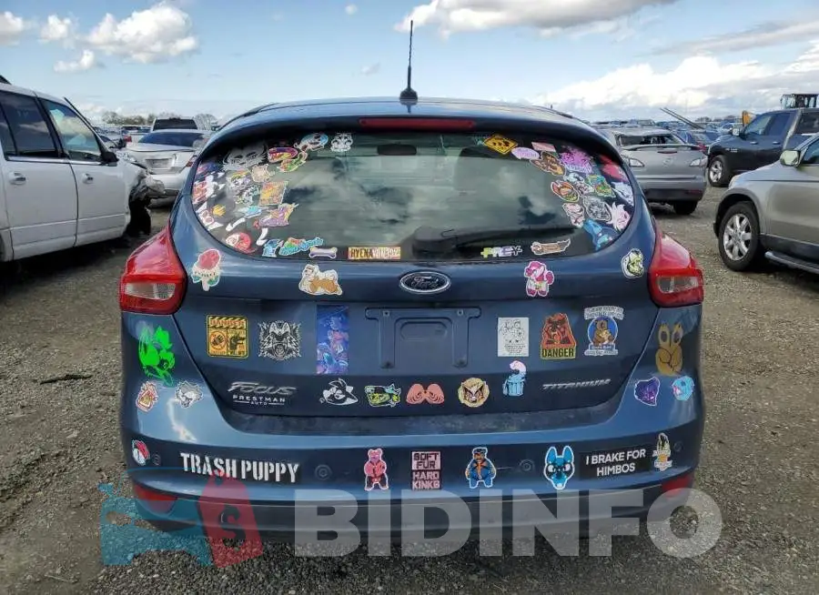 1FADP3N26JL250082 Photo# 6
