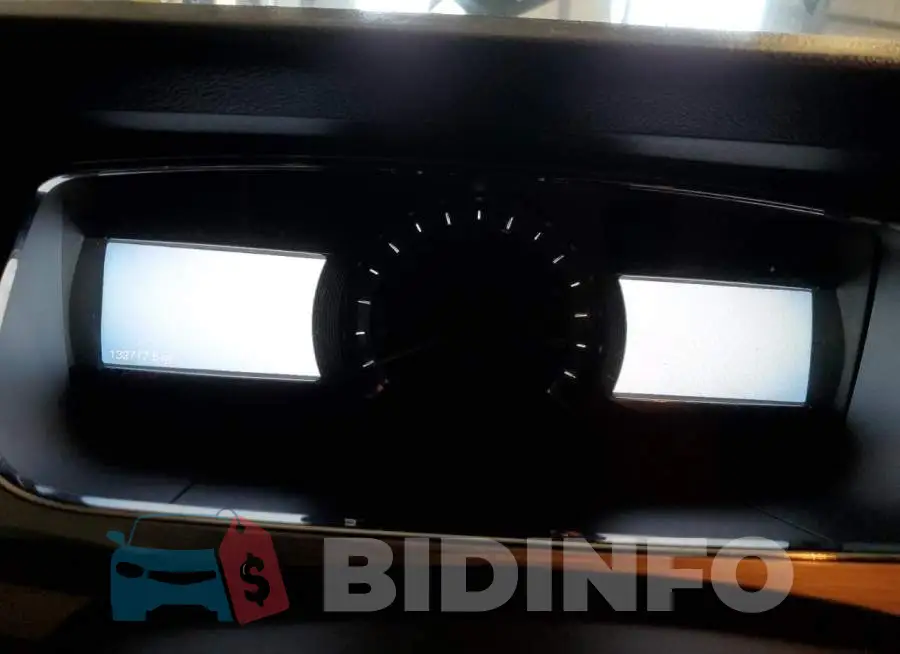 1FAHP2E80GG108585 Photo# 9