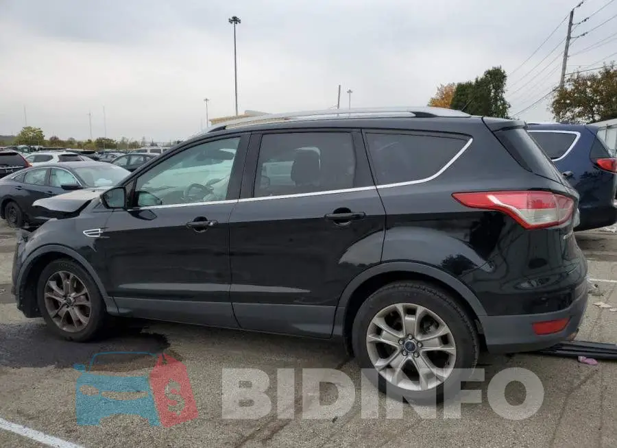 1FMCU0J95GUA82627 Photo# 2