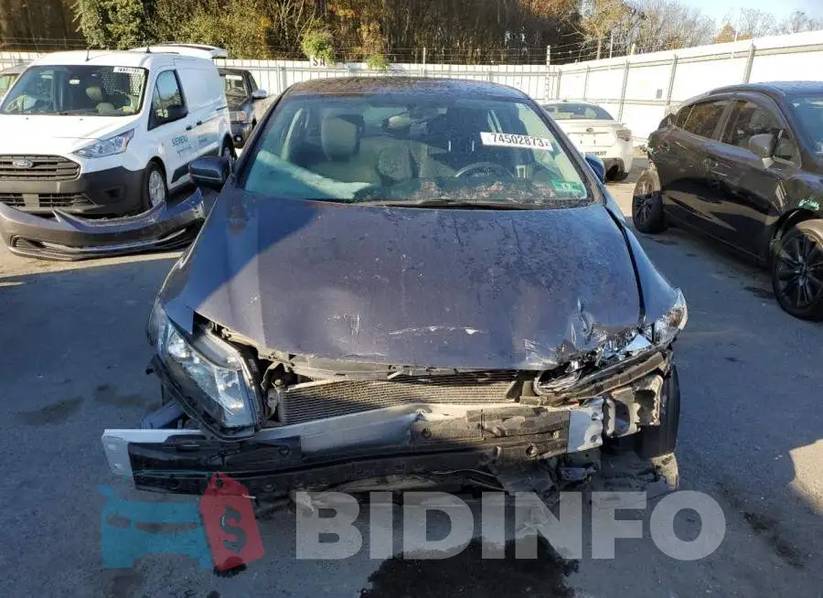19XFB2F50FE704072 Photo# 5